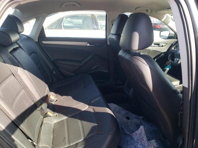 1VWAT7A36FC116725 Volkswagen PASSAT S