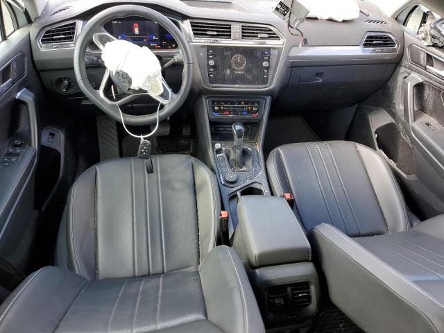 3VV2B7AX1NM052122 Volkswagen TIGUAN SE