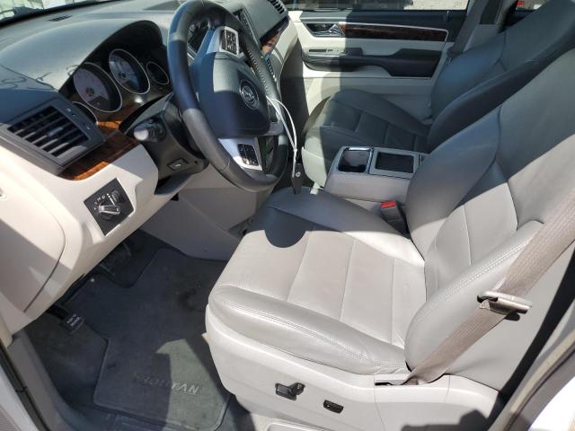 2C4RVADG9ER135447 Volkswagen Routan Sel Premium