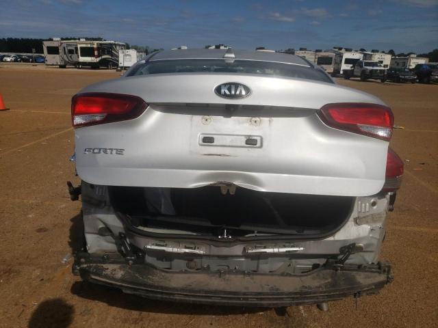3KPFL4A77JE178744 KIA FORTE LX