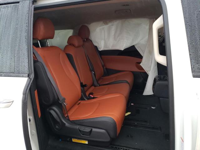 KNDNE5H32P6287352 KIA Carnival Sx