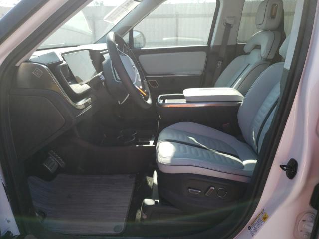 7PDSGABA8PN027470 Rivian R1s Adventure