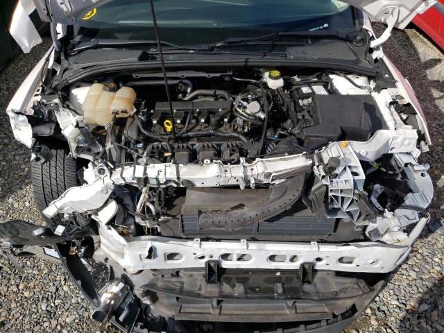 1FADP3J22HL271334 Ford Focus Titanium