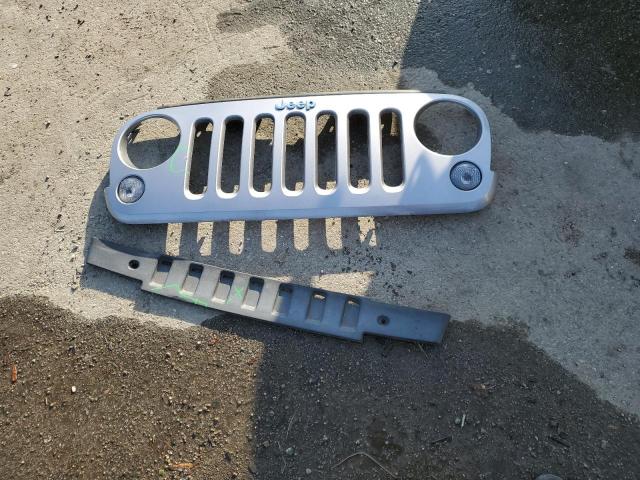1C4BJWDG8EL133899 Jeep Wrangler Unlimited Sport