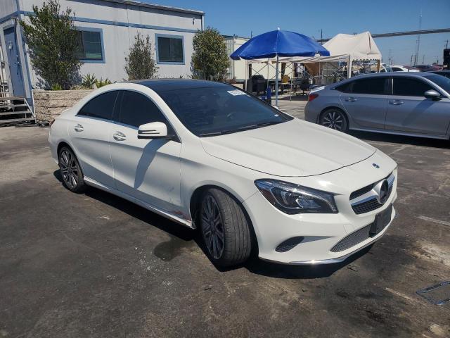 WDDSJ4EB1JN546811 Mercedes-Benz CLA 250