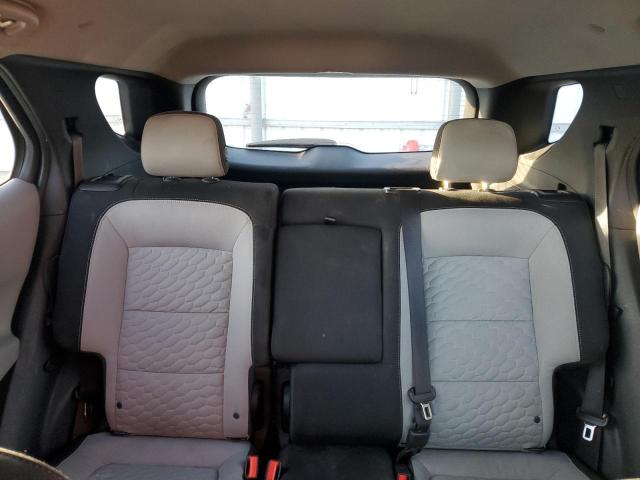 3GNAXHEV8JL122118 Chevrolet EQUINOX LS