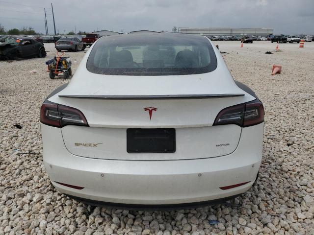5YJ3E1EB2LF521015 Tesla 2020