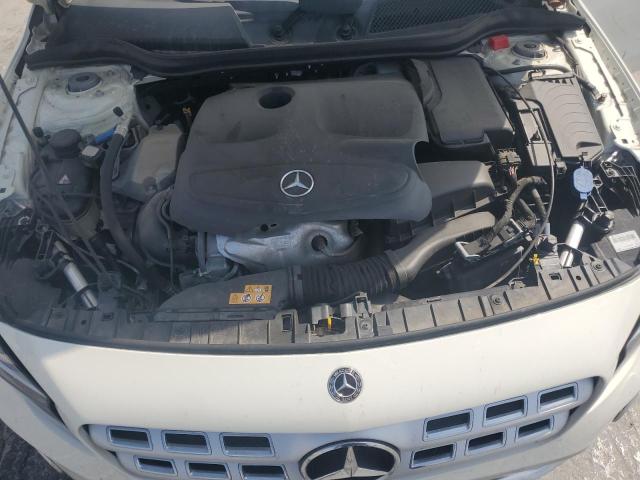 WDCTG4GB1JJ399370 Mercedes-Benz GLA 250 4M