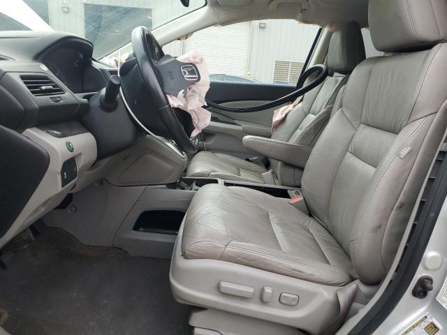 2HKRM3H77EH518244 Honda CR-V EXL