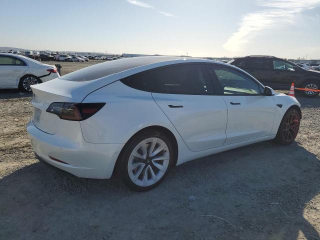 5YJ3E1EA6MF995221 Tesla 2021