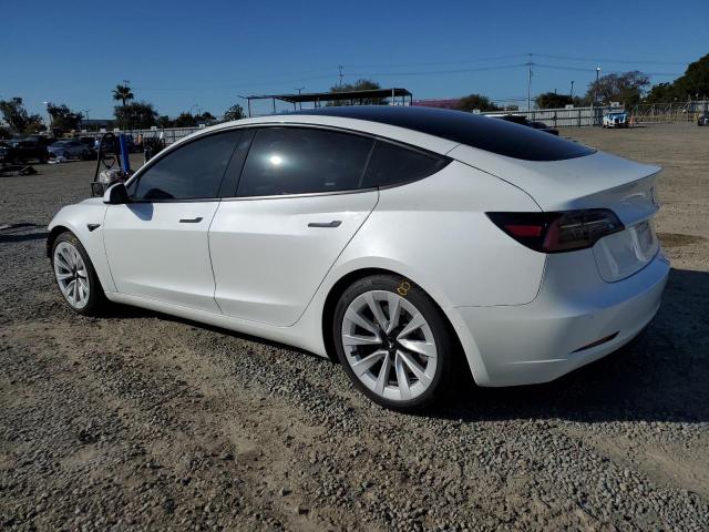 5YJ3E1EA6MF995221 Tesla 2021