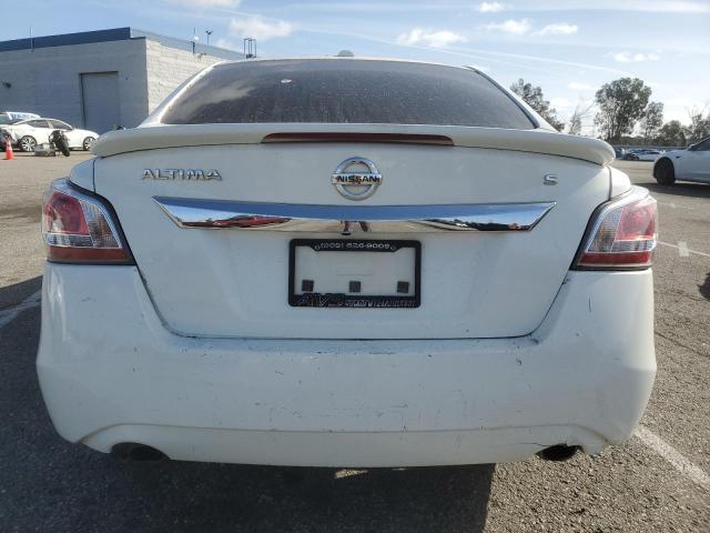 1N4AL3AP3FN392921 Nissan 2015