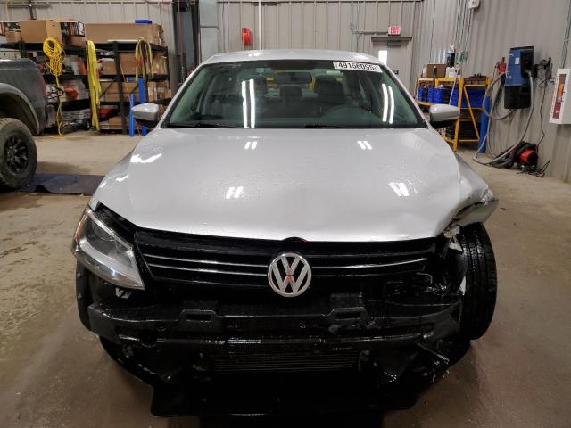 3VWD17AJ4EM241530 Volkswagen Jetta