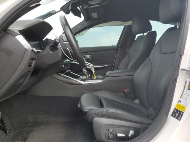 3MW5R7J03L8B05948 BMW 2020