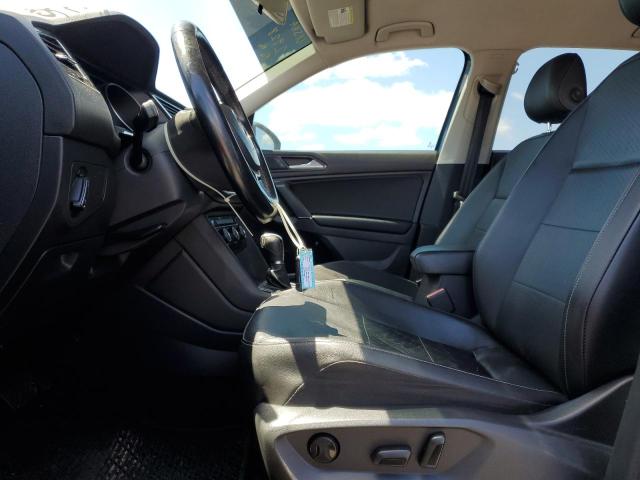 3VV3B7AX3JM021372 Volkswagen 2018