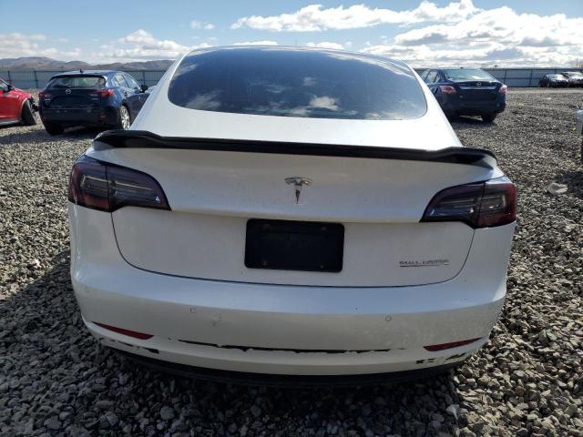 5YJ3E1EC1NF243316 Tesla 2022