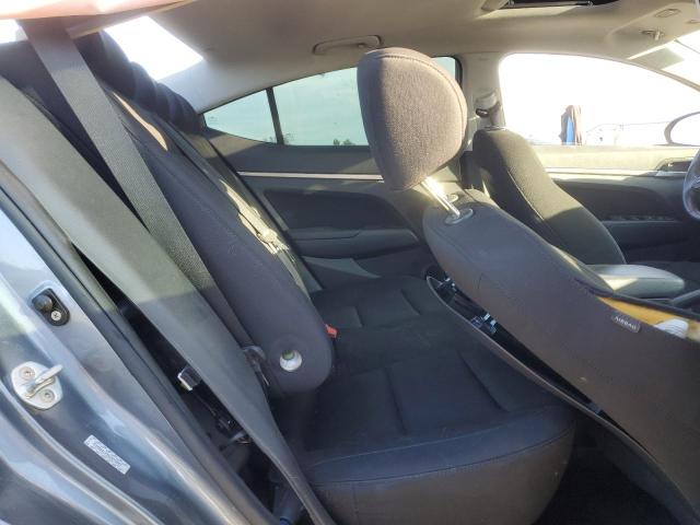 KMHD84LFXKU874557 Hyundai ELANTRA SE