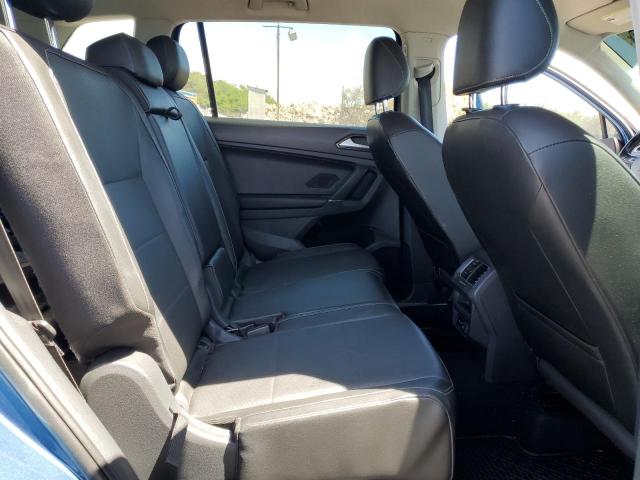 3VV3B7AX3JM021372 Volkswagen 2018