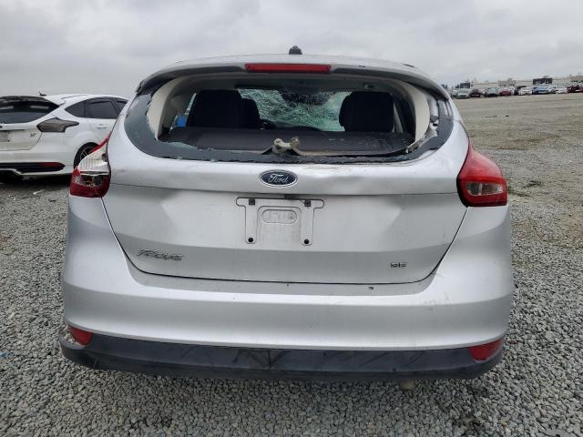 1FADP3K2XJL315794 Ford FOCUS SE