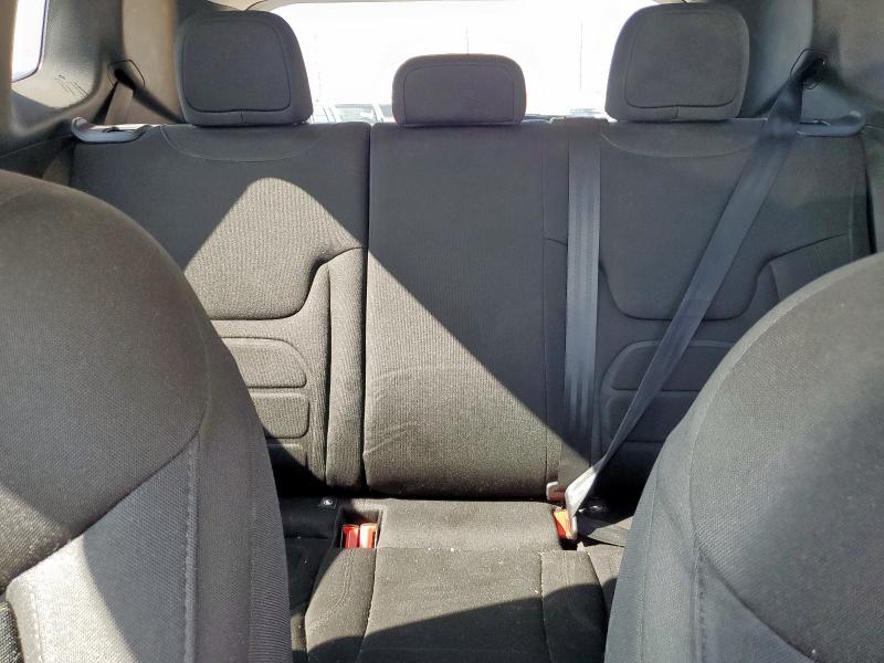 ZACCJABB1JPJ18601 Jeep RENEGADE L