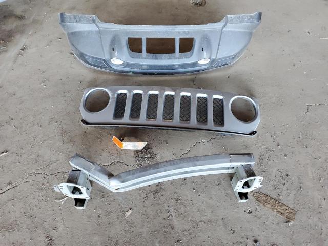 1C4NJPBA6GD736087 Jeep 2016