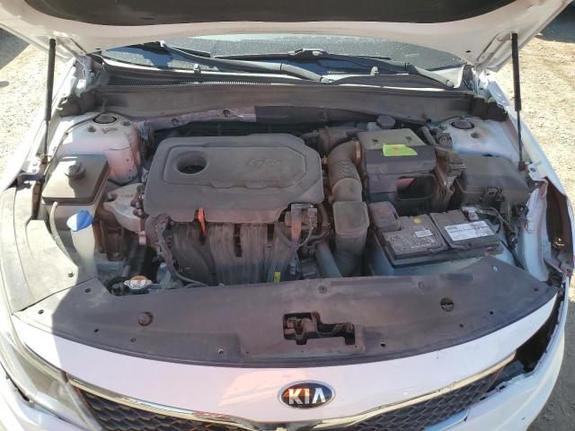 5XXGT4L38JG265218 KIA Optima Lx