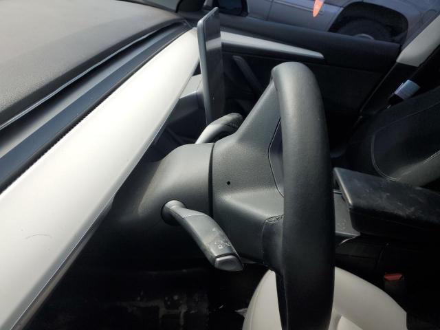 5YJ3E1EC1NF243316 Tesla 2022