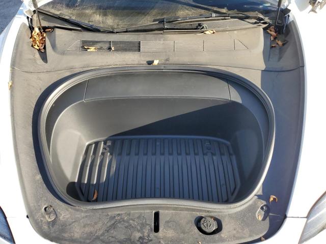 5YJ3E1ET2RF807786 Tesla 2024