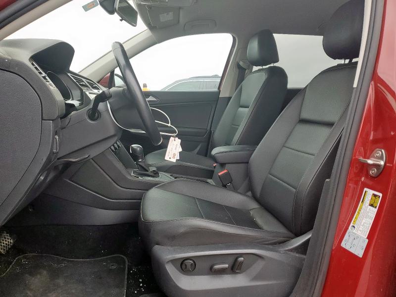 3VV3B7AX7JM088976 Volkswagen TIGUAN SE