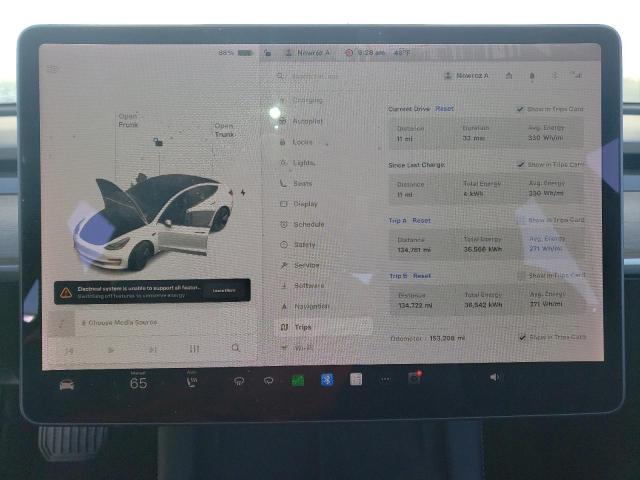 5YJ3E1EB6MF869756 Tesla 2021