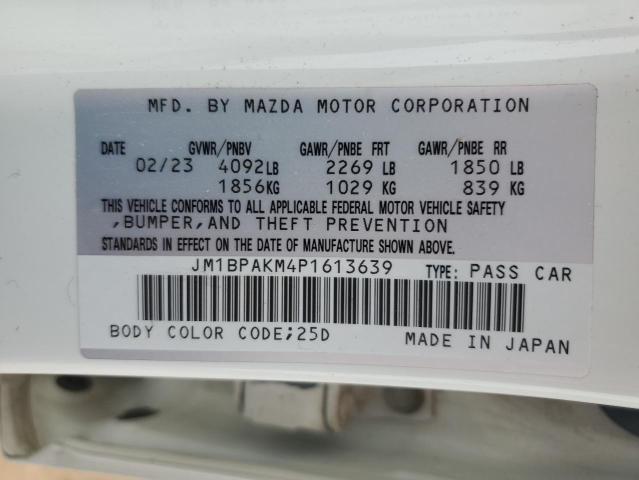 JM1BPAKM4P1613639 Mazda 3 SELECT
