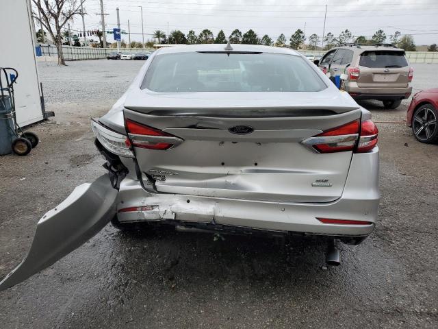3FA6P0HD2KR162122 Ford FUSION SE