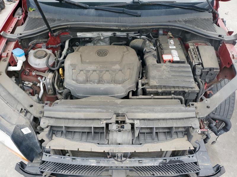 3VV3B7AX7JM088976 Volkswagen TIGUAN SE
