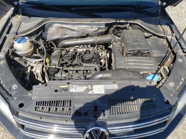 WVGAV7AX4FW524327 Volkswagen Tiguan