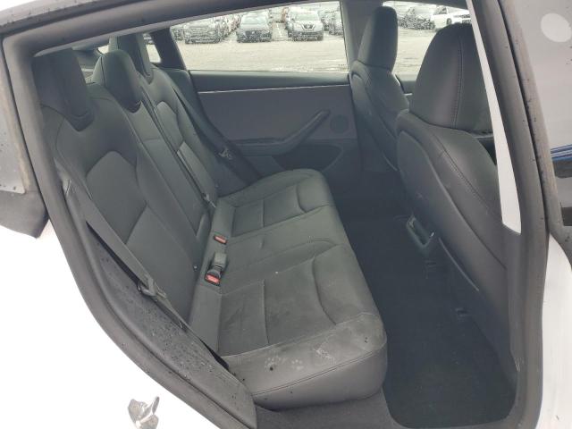 5YJ3E1EA1RF868707 Tesla 2024