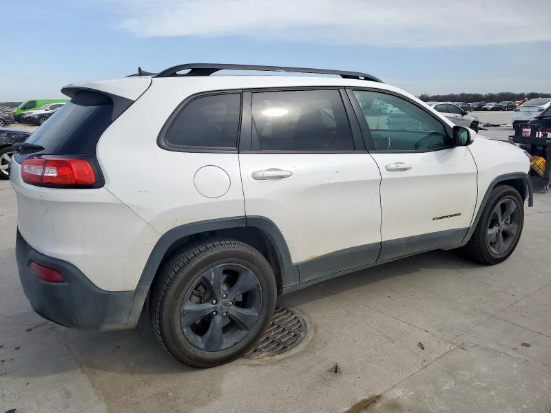 1C4PJMCS1GW103810 Jeep CHEROKEE L