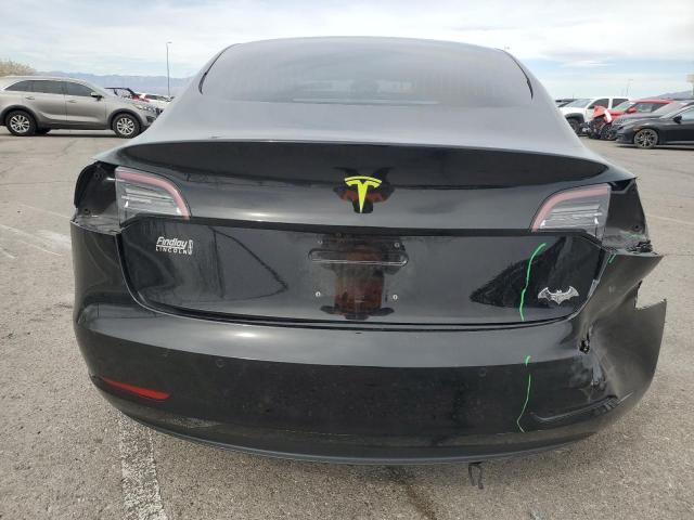 5YJ3E1EA8JF176092 Tesla MODEL 3