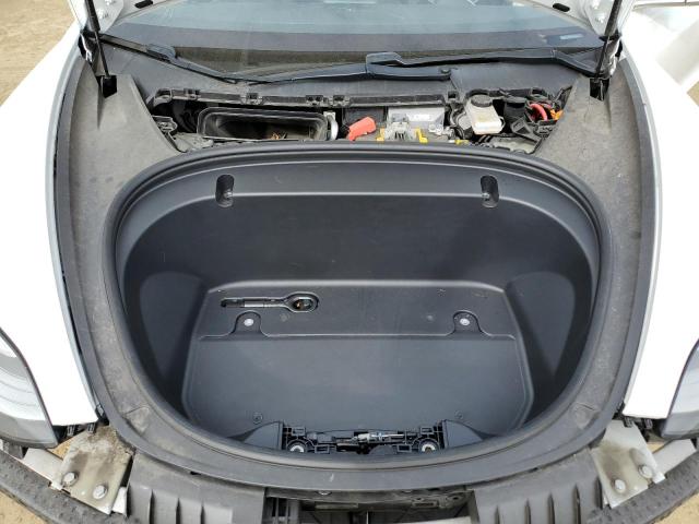 5YJ3E1EA9LF745101 Tesla 2020