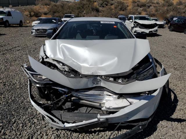 JTDADABU1P3000421 Toyota Prius Le
