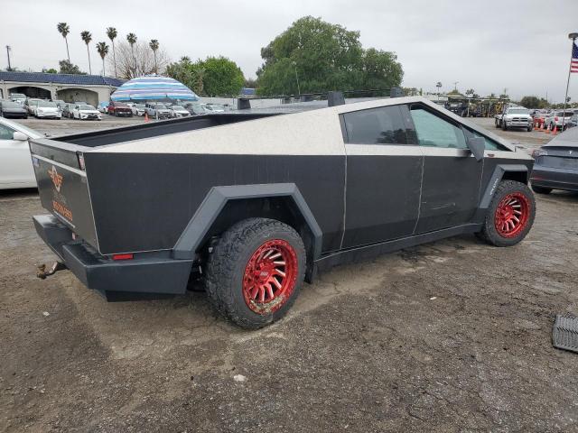 7G2CEHEEXRA017091 Tesla Cybertruck