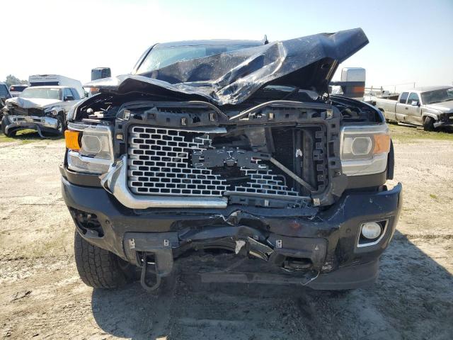 1GT12UE85GF240611 GMC lml - pti, duramax