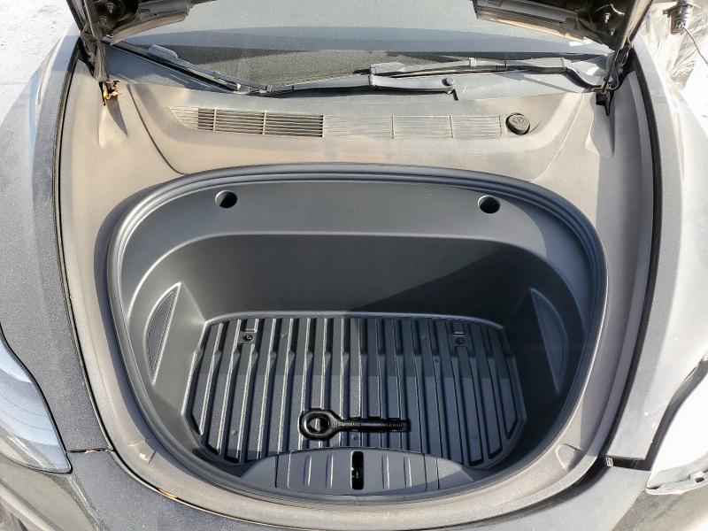 5YJ3E1EBXNF229342 Tesla MODEL 3