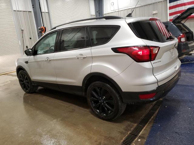 1FMCU9GD5KUA21450 Ford ESCAPE SE