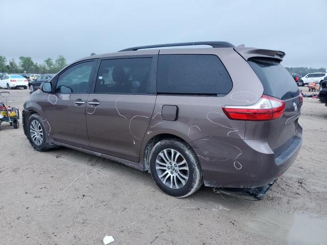 5TDYZ3DC8JS927759 Toyota SIENNA XLE