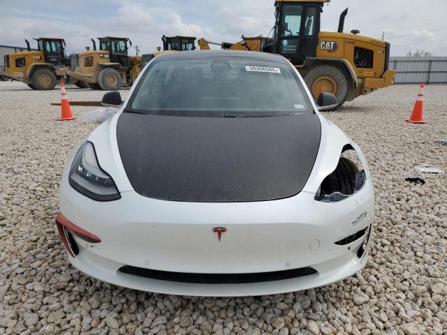 5YJ3E1EB2LF521015 Tesla 2020