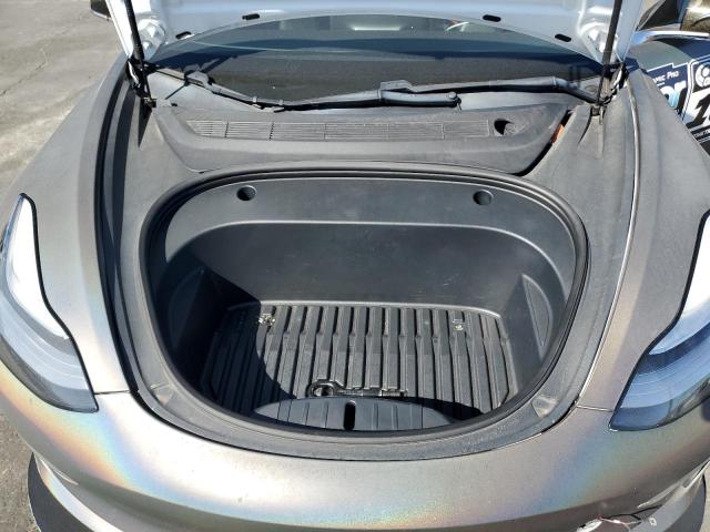 5YJ3E1EA3LF799364 Tesla 2020