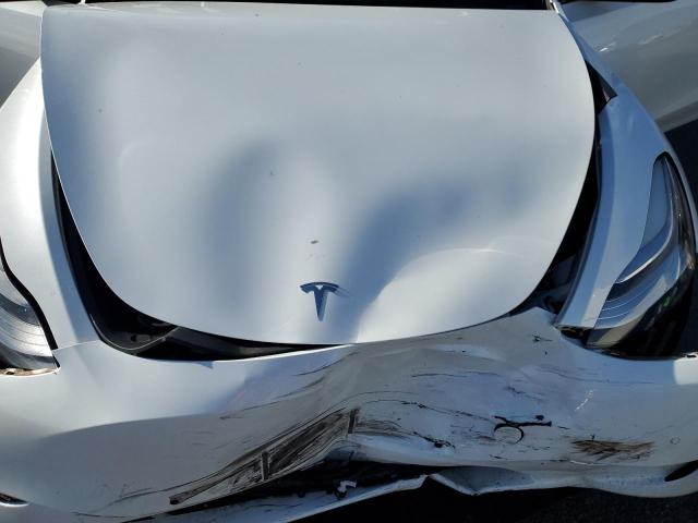 5YJYGDED9MF105869 Tesla Model Y