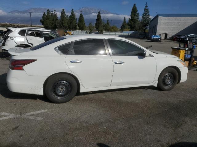 1N4AL3AP3FN392921 Nissan 2015