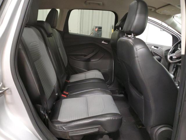 1FMCU9GD5KUA21450 Ford ESCAPE SE