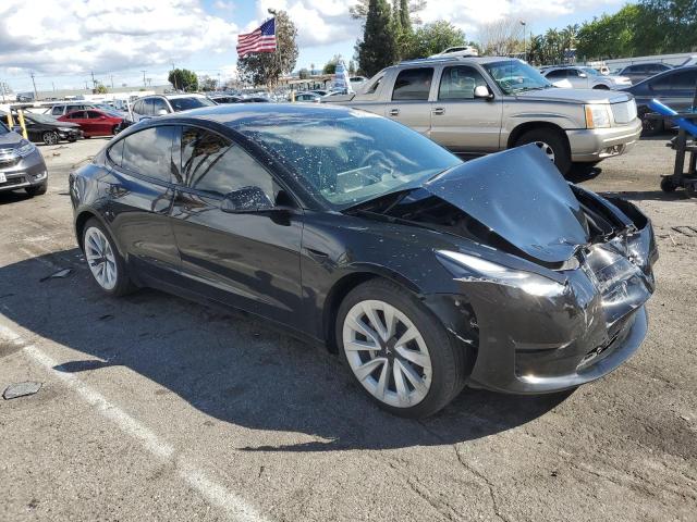 5YJ3E1EB4NF271893 Tesla 2022